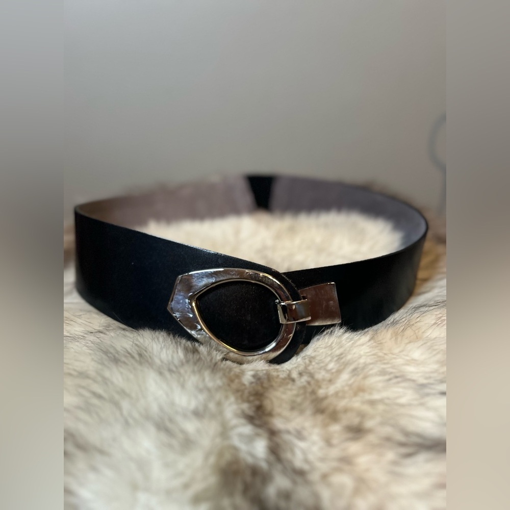 Leather belt - Picture 10 of 11